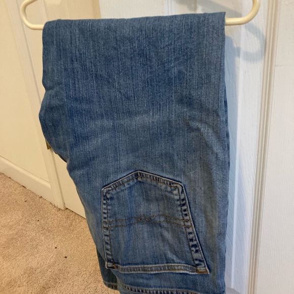 Blue jeans - Picture 2 of 2